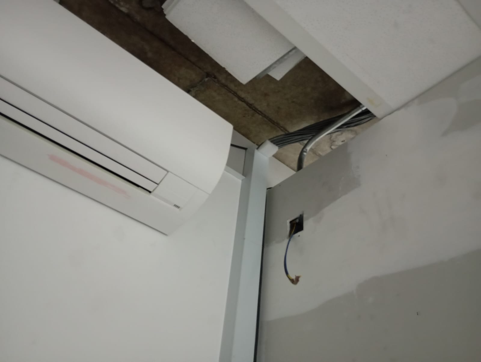 Professional Electric Service in Singapore | Tasfia Engineering & Construction Pte Ltd